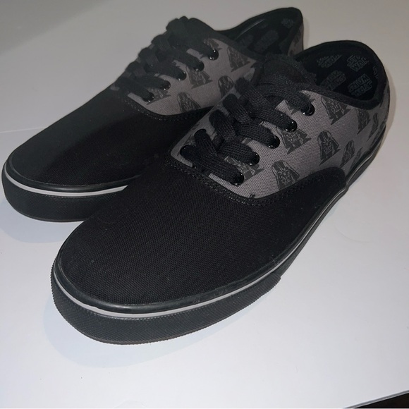 Lucasfilms, ltd Star Wars Darth Vader Canvas Shoes Men's Size 12 Never Worn - Picture 1 of 13